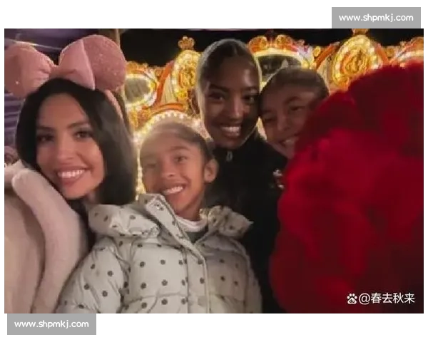 瓦妮莎晒科比旧照,三女儿公园同框,小女儿神似父亲 瓦妮莎晒科比旧照,三女儿公园同框,小女儿神似父亲